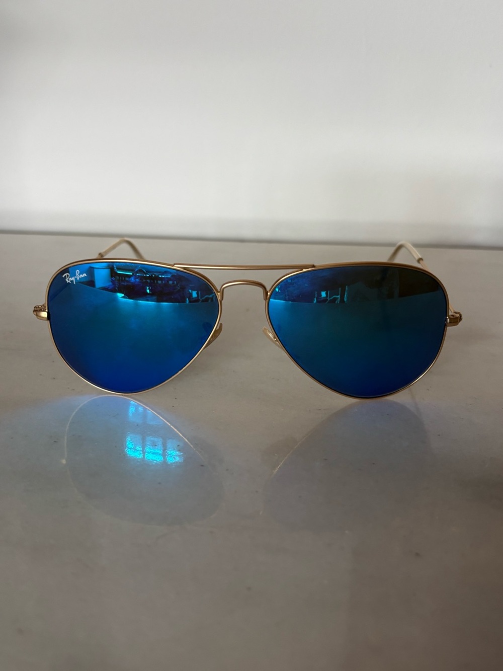 Ray-Ban Aviator Sunglasses with Blue Mirror Lenses and Gold Frame